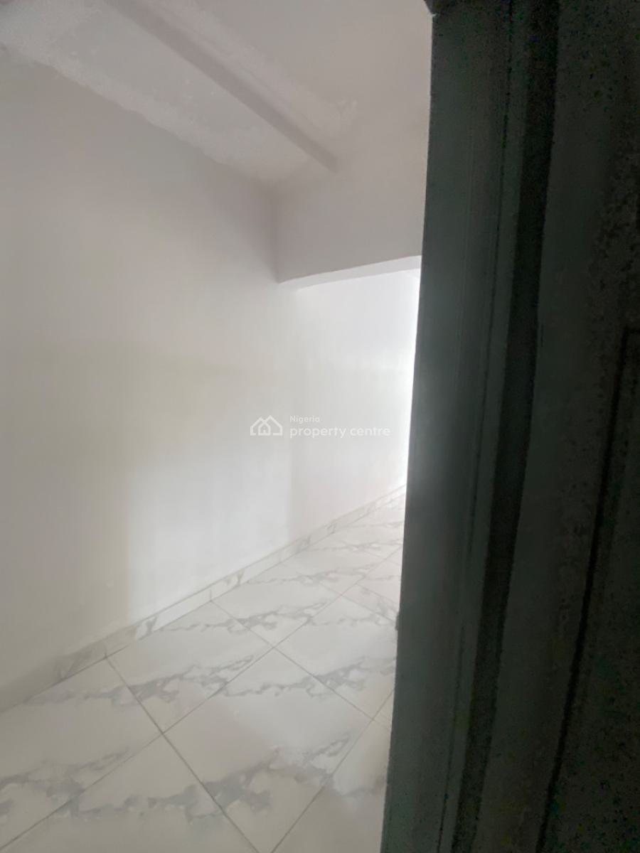 Luxuriously Spacious Mini Flat with Excellent Finishing, No 14, Taiwo Close Sangotedo, Sangotedo, Ajah, Lagos, Mini Flat (room and Parlour) for Rent