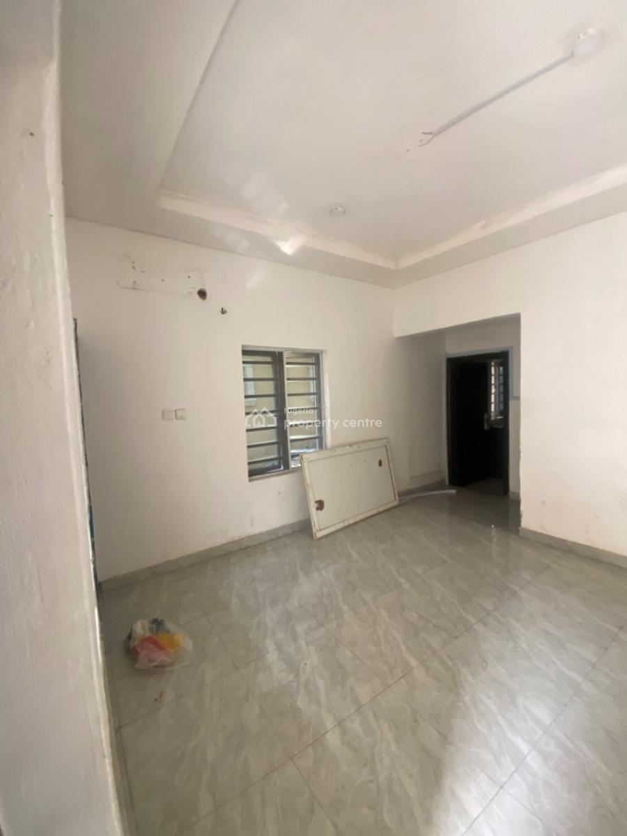 Luxuriously Spacious Mini Flat, No 14, Taiwo Close Sangotedo, Sangotedo, Ajah, Lagos, Mini Flat (room and Parlour) for Rent
