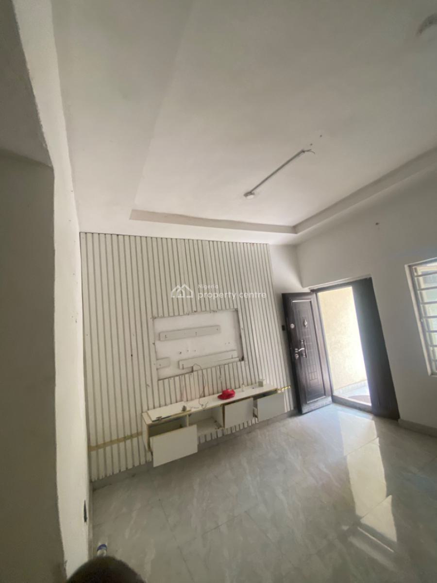 Luxuriously Spacious Mini Flat, No 14, Taiwo Close Sangotedo, Sangotedo, Ajah, Lagos, Mini Flat (room and Parlour) for Rent