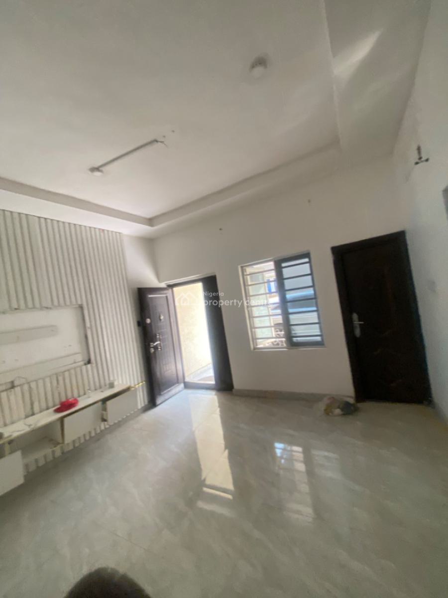 Luxuriously Spacious Mini Flat, No 14, Taiwo Close Sangotedo, Sangotedo, Ajah, Lagos, Mini Flat (room and Parlour) for Rent