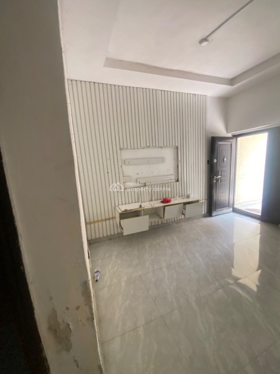 Luxuriously Spacious Mini Flat, No 14, Taiwo Close Sangotedo, Sangotedo, Ajah, Lagos, Mini Flat (room and Parlour) for Rent