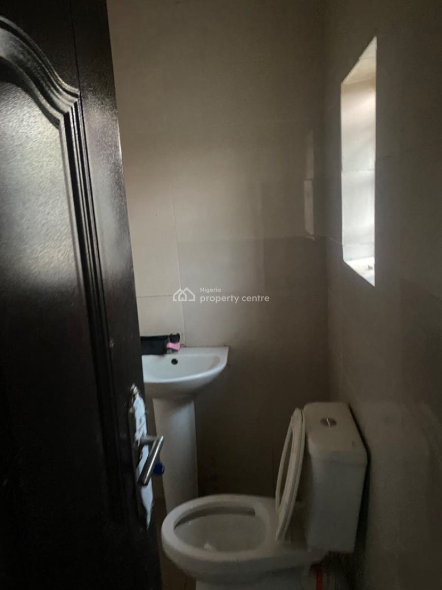 Luxuriously Spacious Mini Flat, No 14, Taiwo Close Sangotedo, Sangotedo, Ajah, Lagos, Mini Flat (room and Parlour) for Rent