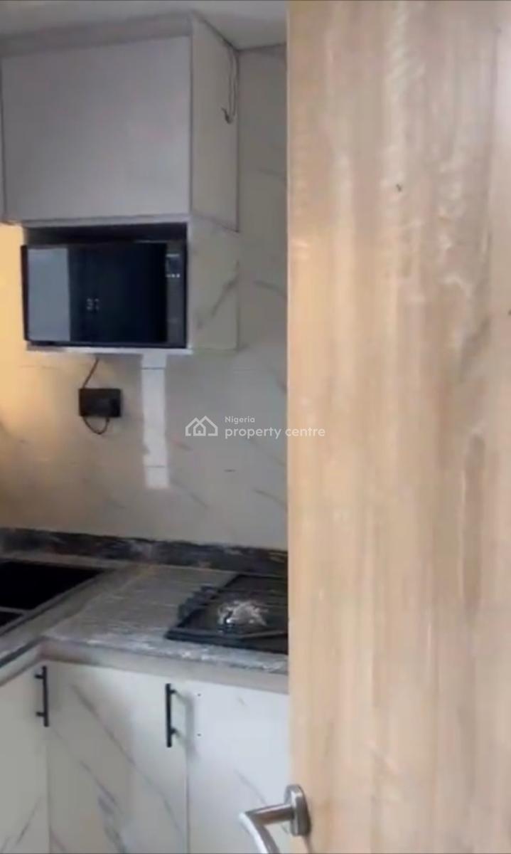 Luxuriously Spacious Mini Flat, No 14, Taiwo Close Ologolo Lekki, Ologolo, Lekki, Lagos, Mini Flat (room and Parlour) for Rent