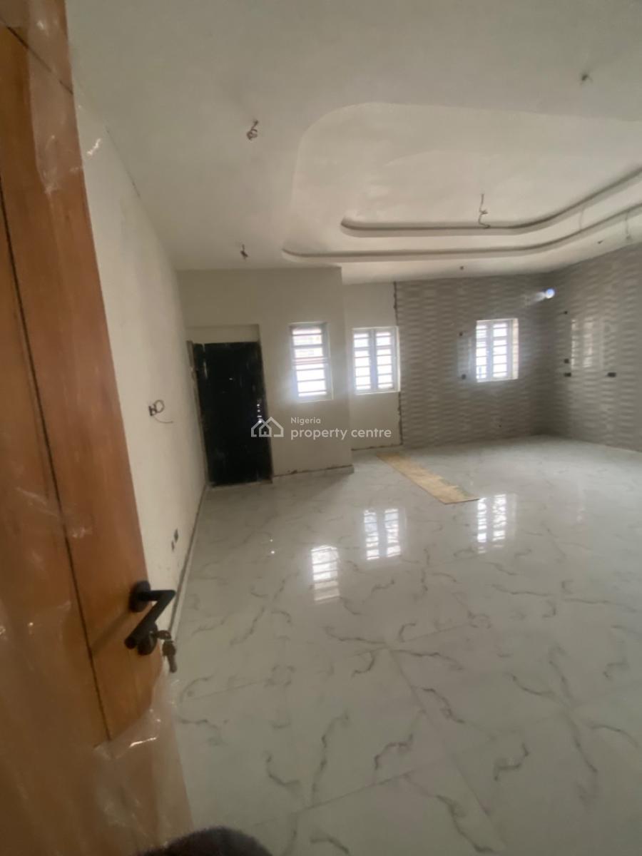 Luxuriously Spacious Mini Flat, No 14, Taiwo Close Ologolo Lekki, Ologolo, Lekki, Lagos, Mini Flat (room and Parlour) for Rent