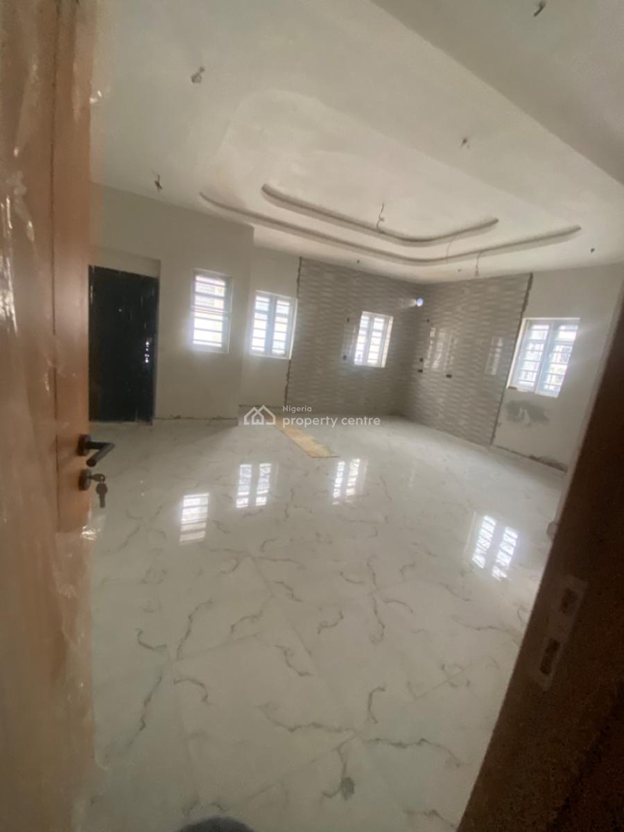 Luxuriously Spacious Mini Flat, No 14, Taiwo Close Ologolo Lekki, Ologolo, Lekki, Lagos, Mini Flat (room and Parlour) for Rent