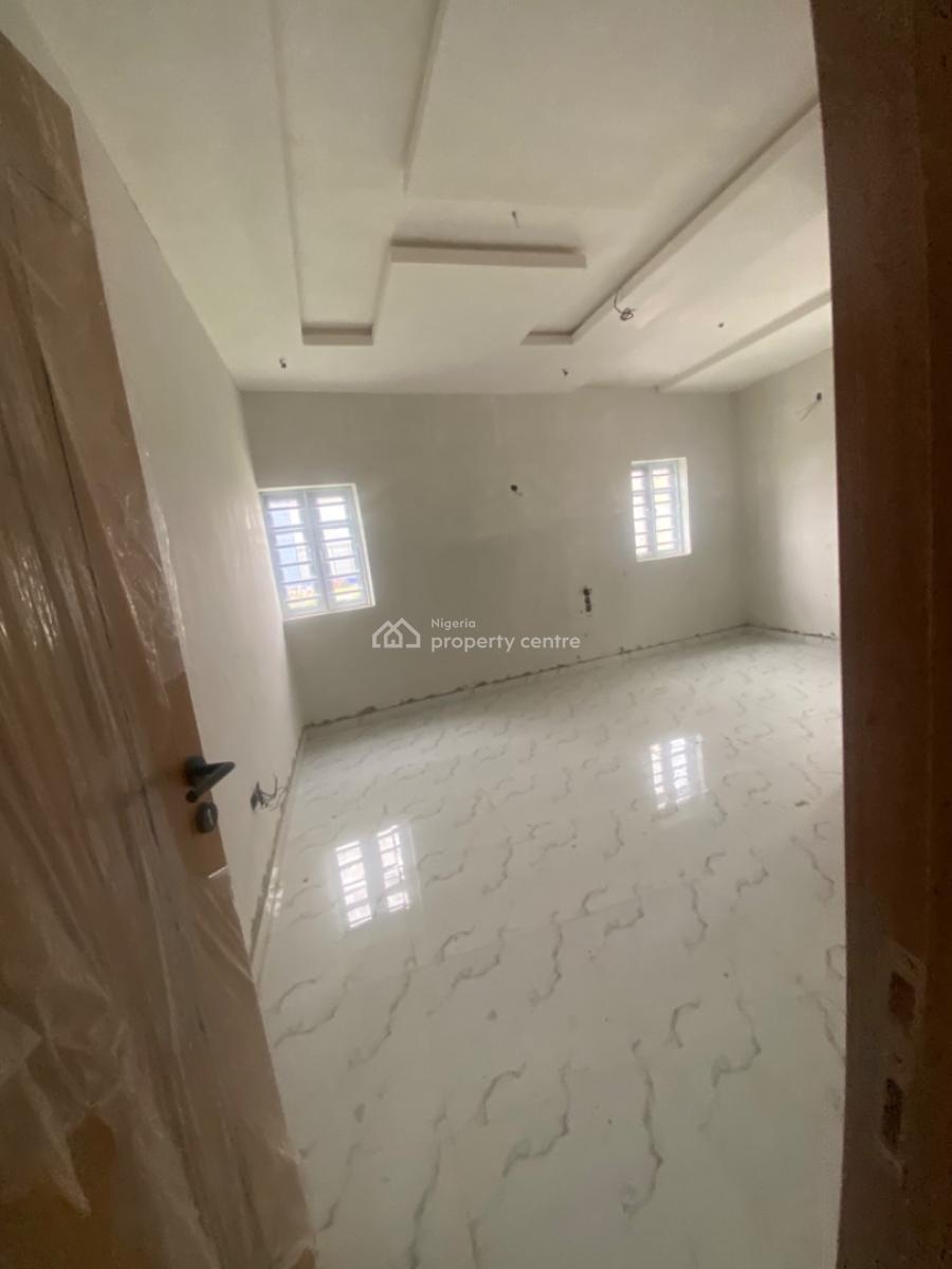 Luxuriously Spacious Mini Flat, No 14, Taiwo Close Ologolo Lekki, Ologolo, Lekki, Lagos, Mini Flat (room and Parlour) for Rent