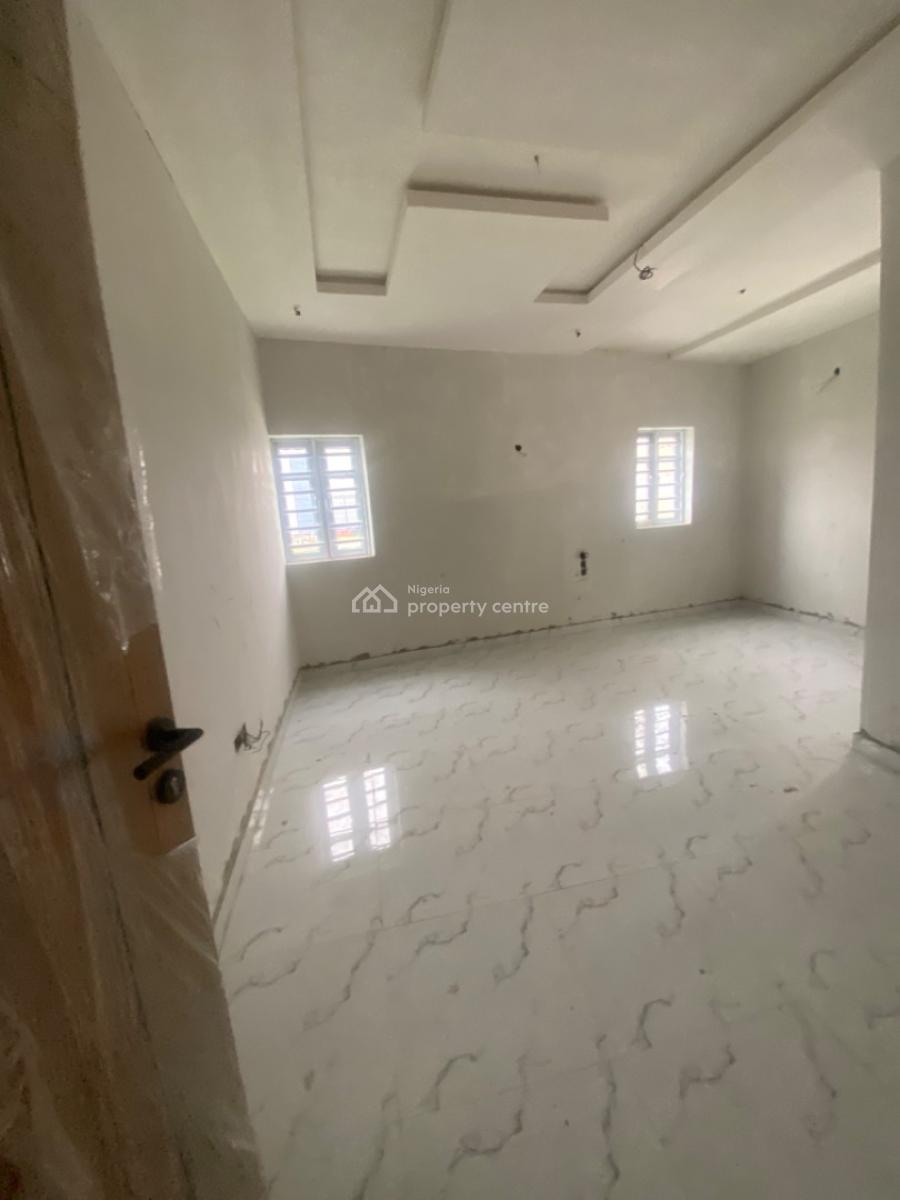 Luxuriously Spacious Mini Flat, No 14, Taiwo Close Ologolo Lekki, Ologolo, Lekki, Lagos, Mini Flat (room and Parlour) for Rent