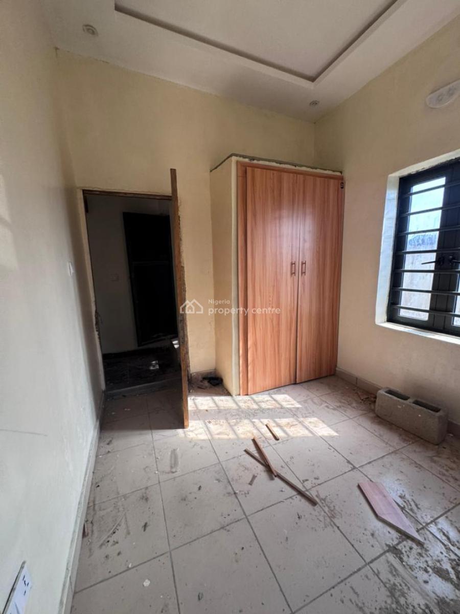 Luxuriously Spacious Brand New  Mini Flat, No 14, Taiwo Close, Sangotedo, Ajah, Lagos, Mini Flat (room and Parlour) for Rent