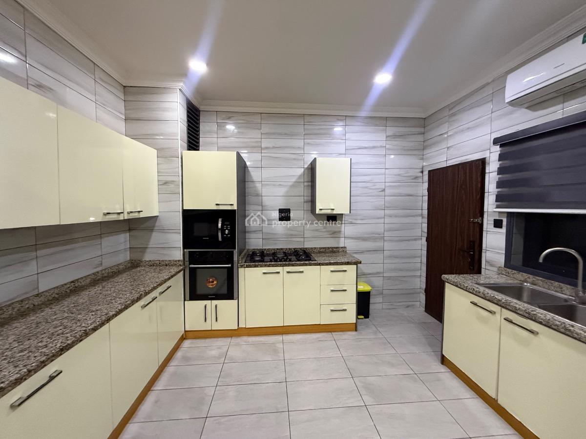 Fully Furnished and Serviced 3 Bedroom Apartment with Maids Room, Victoria Island (vi), Lagos, Flat / Apartment for Rent