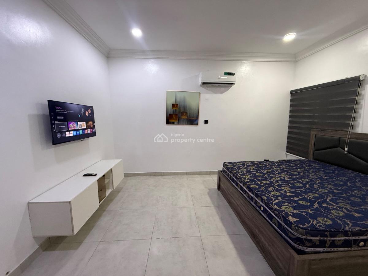 Fully Furnished and Serviced 3 Bedroom Apartment with Maids Room, Victoria Island (vi), Lagos, Flat / Apartment for Rent