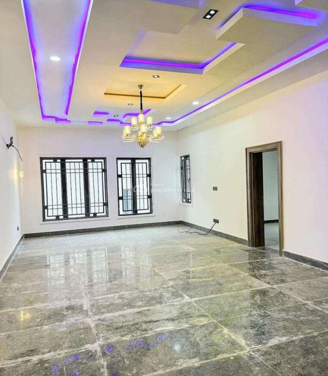 Exquisite 7 Bedroom Duplex with Bq and Swimming Pool on 1000sqm, Guzape District, Abuja, Detached Duplex for Sale