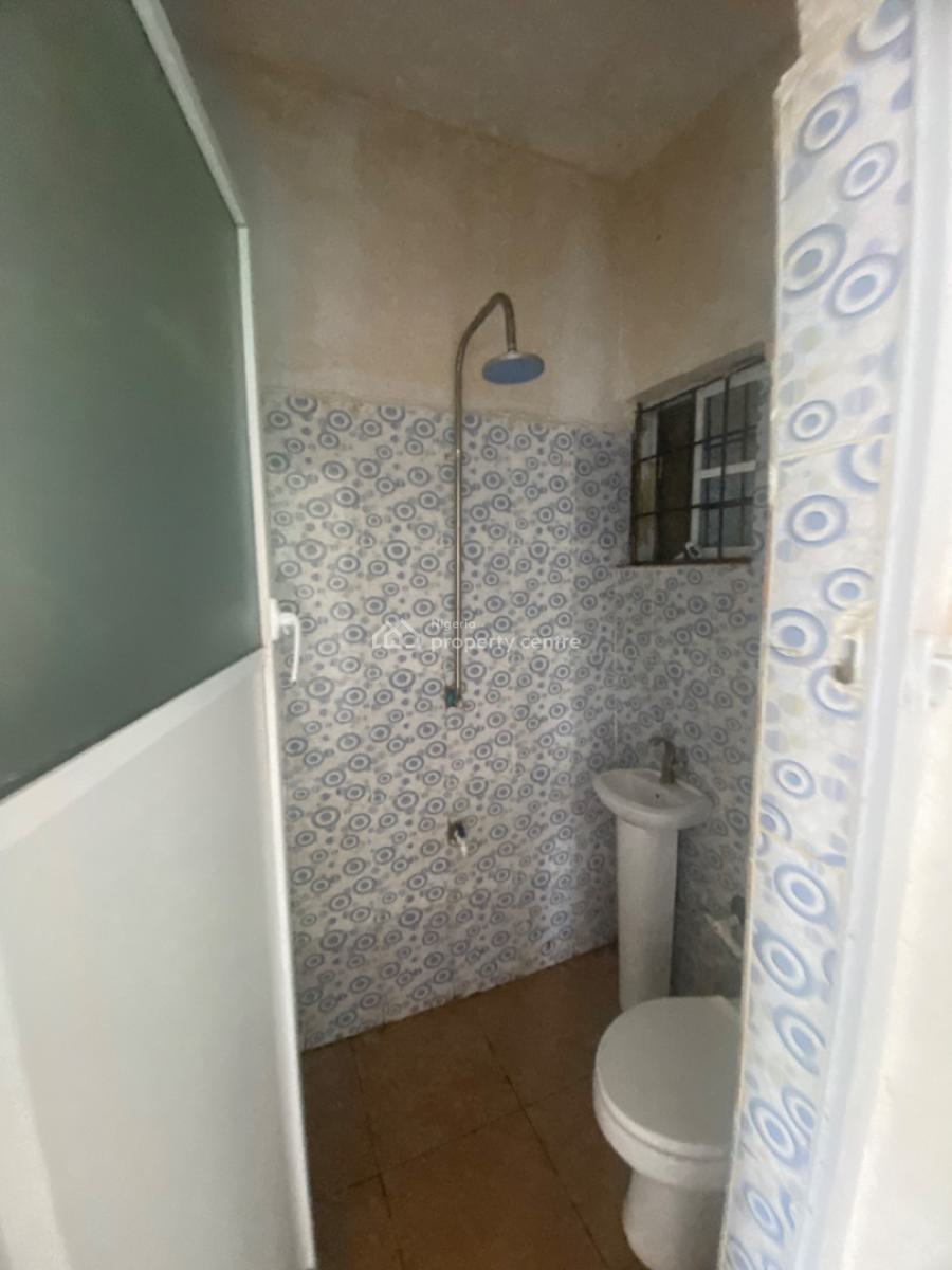 Luxuriously Nice Spacious Self Contain, 13a, Femi Close, Desa, Imalete Alafia, Ibeju Lekki, Lagos, Self Contain (single Rooms) for Rent