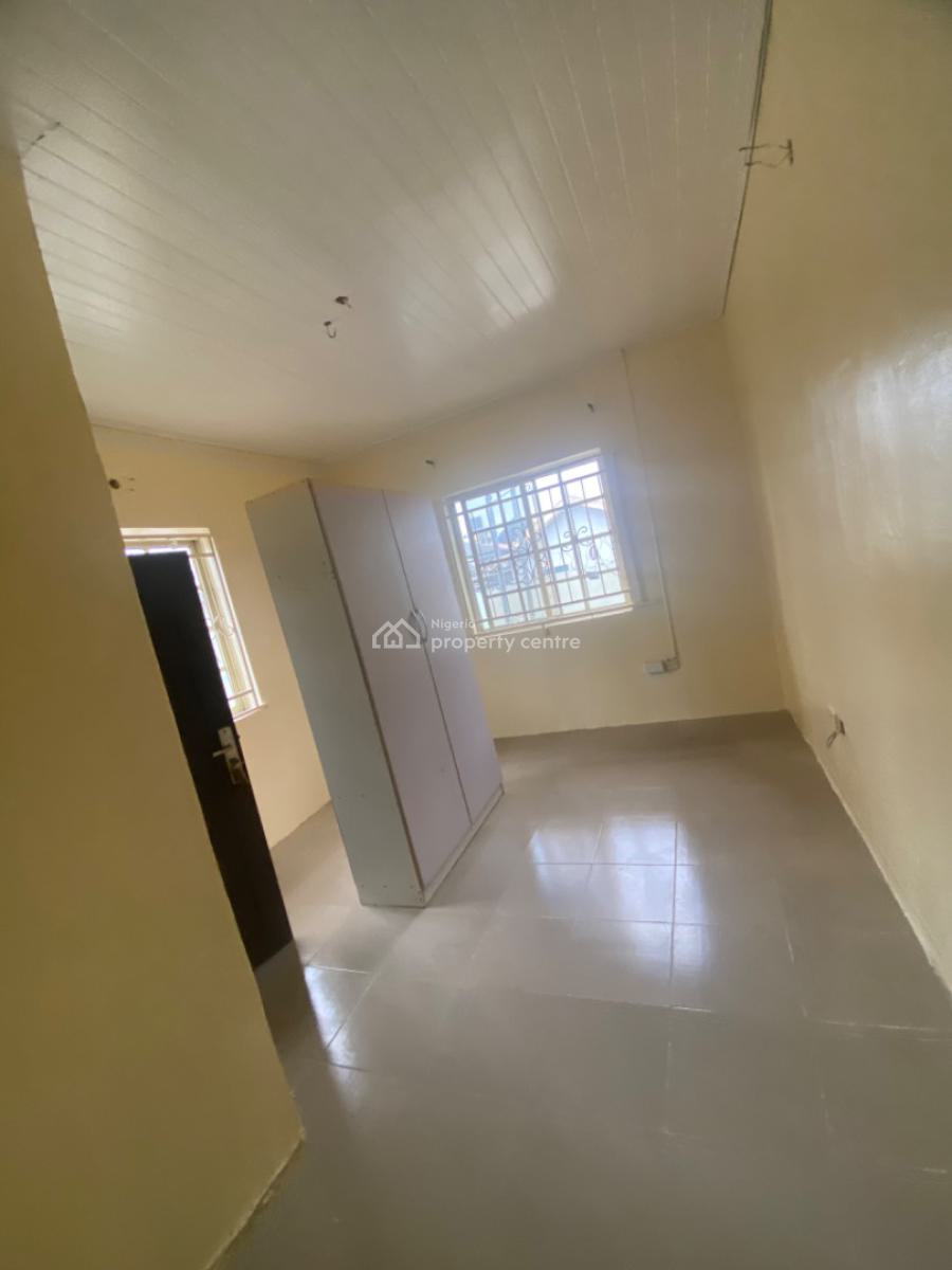 Luxuriously Nice Spacious Nice Mini Flat, 13a, Femi Close, Sangotedo, Sangotedo, Ajah, Lagos, Mini Flat (room and Parlour) for Rent