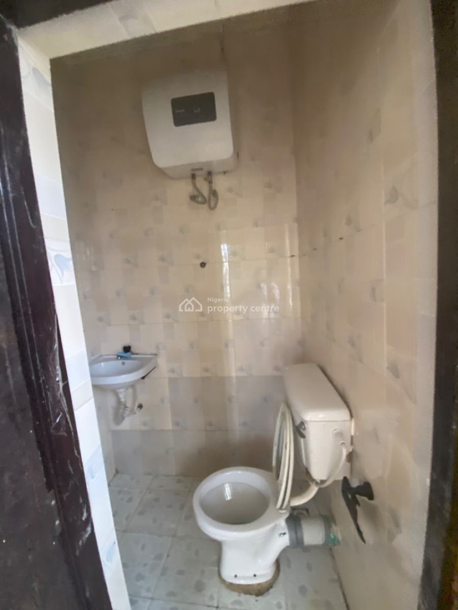 Luxuriously Nice Spacious Nice Mini Flat, 13a, Femi Close, Sangotedo, Sangotedo, Ajah, Lagos, Mini Flat (room and Parlour) for Rent