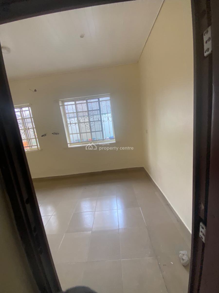 Luxuriously Nice Spacious Nice Mini Flat, 13a, Femi Close, Sangotedo, Sangotedo, Ajah, Lagos, Mini Flat (room and Parlour) for Rent