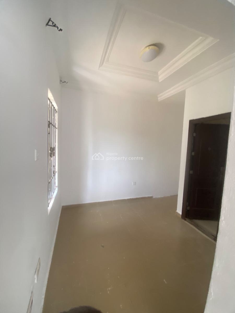 Luxuriously Nice Spacious Self Contain, 13a, Femi Close, Sangotedo, Ajah, Lagos, Self Contain (single Rooms) for Rent