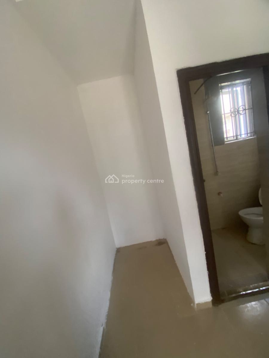 Luxuriously Nice Spacious Self Contain, 13a, Femi Close, Sangotedo, Ajah, Lagos, Self Contain (single Rooms) for Rent