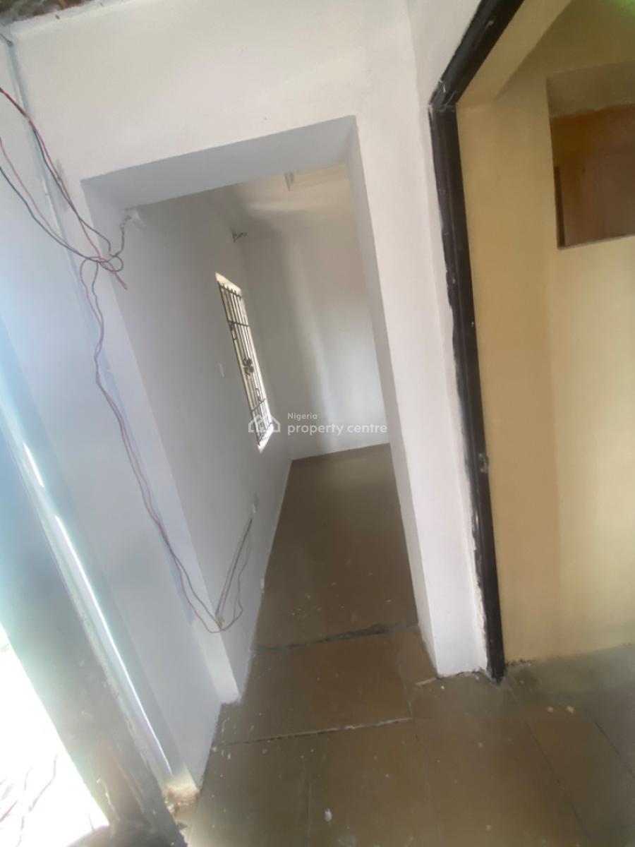 Luxuriously Nice Spacious Self Contain, 13a, Femi Close, Sangotedo, Ajah, Lagos, Self Contain (single Rooms) for Rent