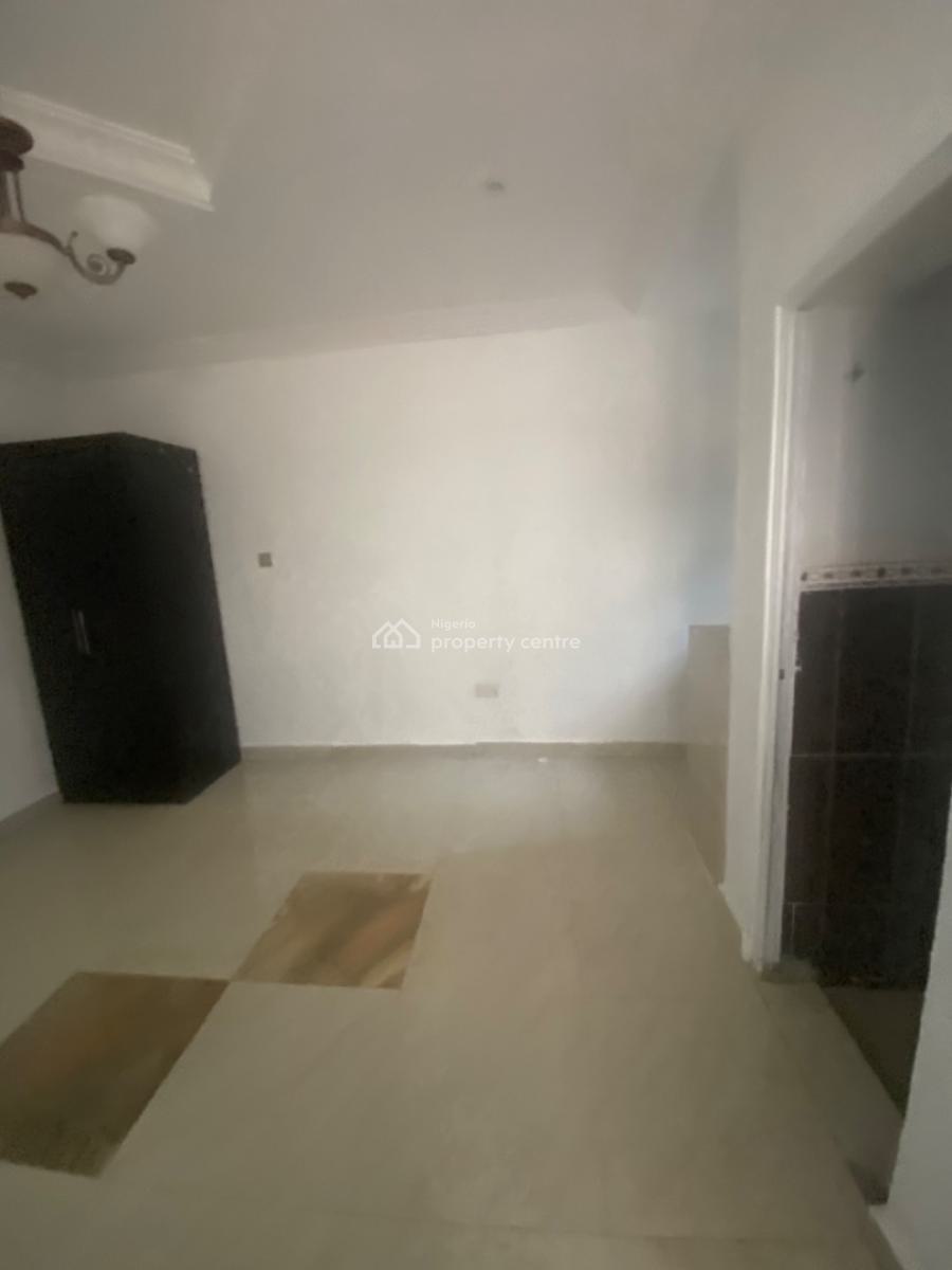 Luxuriously Nice Spacious Self Contain, 13a, Femi Close, Sangotedo, Ajah, Lagos, Self Contain (single Rooms) for Rent