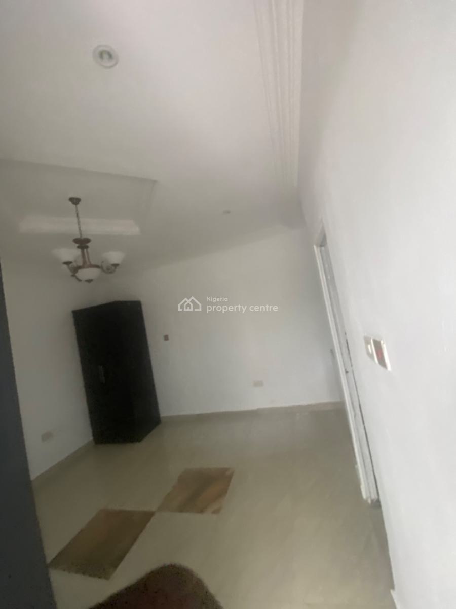 Luxuriously Nice Spacious Self Contain, 13a, Femi Close, Sangotedo, Ajah, Lagos, Self Contain (single Rooms) for Rent