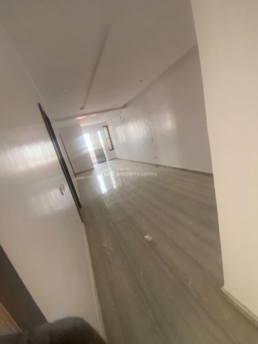 Luxuriously Nice Spacious Shop, 13a, Femi Close, Sangotedo, Ajah, Lagos, Shop for Rent