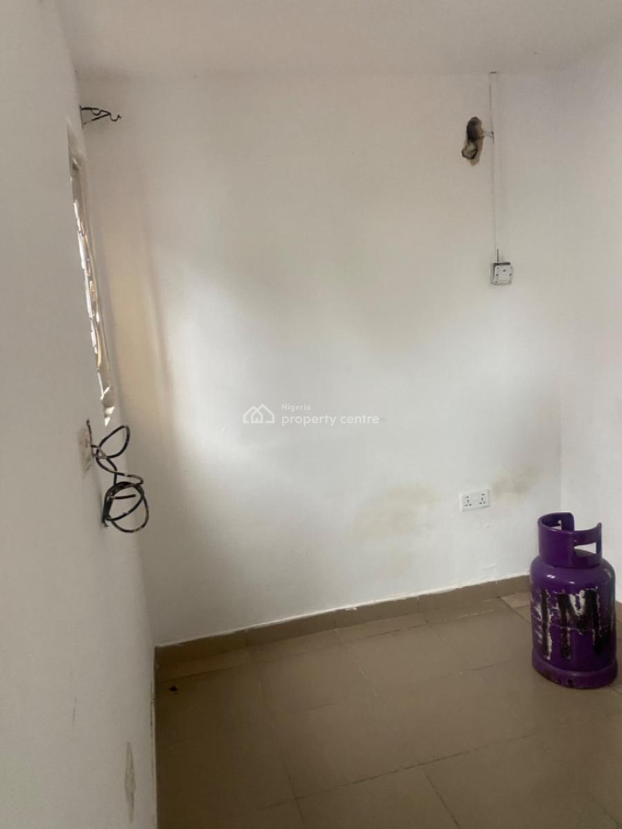 Luxuriously Nice Spacious Self Contain, 13a, Femi Close, Sangotedo, Ajah, Lagos, Self Contain (single Rooms) for Rent