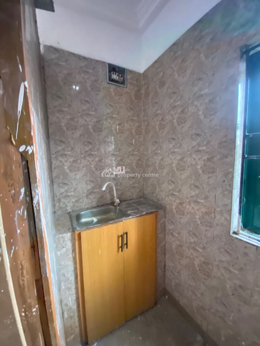 Luxuriously Spacious Self Contain  Flat with Excellent Finishing, No 12, Seyi Street, Sangotedo, Ajah, Lagos, Self Contain (single Rooms) for Rent