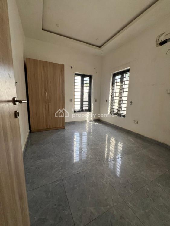 Privately Gated Ideal Airbnb 6 Bedroom Detached House Self Service, Lekki Phase 1, Lekki, Lagos, Detached Duplex for Rent