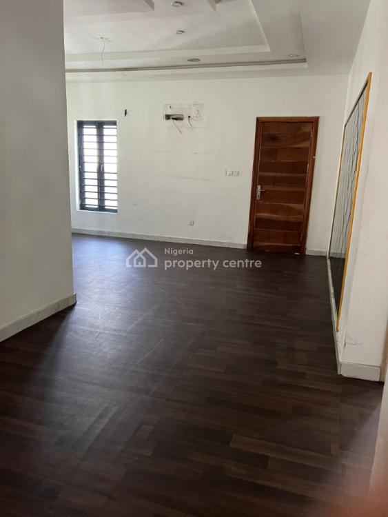Privately Gated Ideal Airbnb 6 Bedroom Detached House Self Service, Lekki Phase 1, Lekki, Lagos, Detached Duplex for Rent