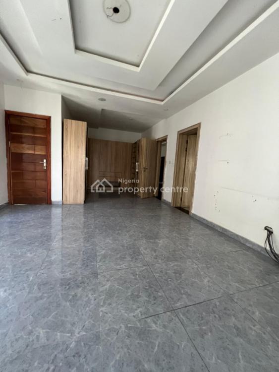 Privately Gated Ideal Airbnb 6 Bedroom Detached House Self Service, Lekki Phase 1, Lekki, Lagos, Detached Duplex for Rent