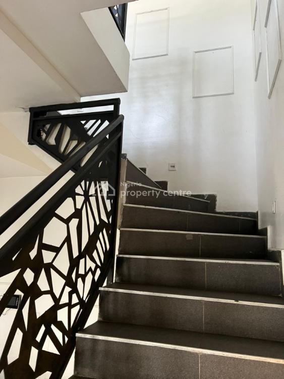 Privately Gated Ideal Airbnb 6 Bedroom Detached House Self Service, Lekki Phase 1, Lekki, Lagos, Detached Duplex for Rent