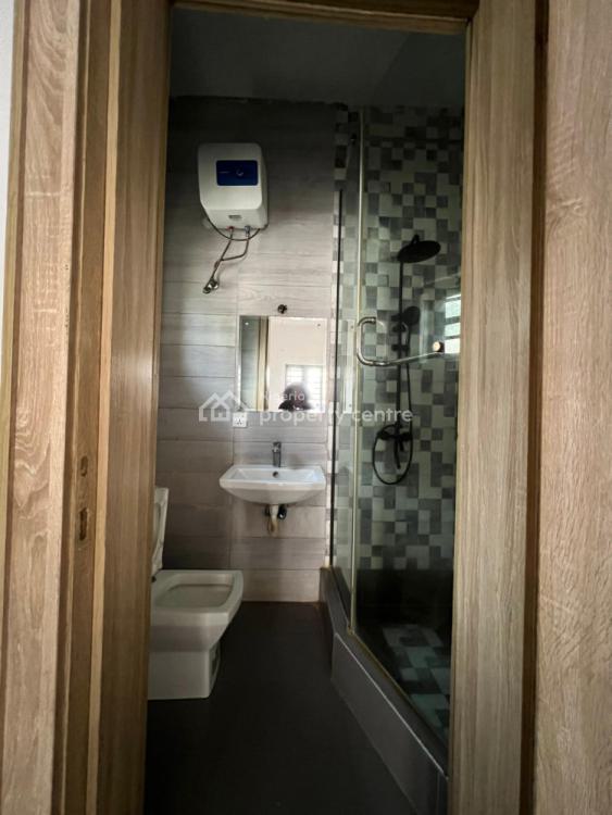 Privately Gated Ideal Airbnb 6 Bedroom Detached House Self Service, Lekki Phase 1, Lekki, Lagos, Detached Duplex for Rent