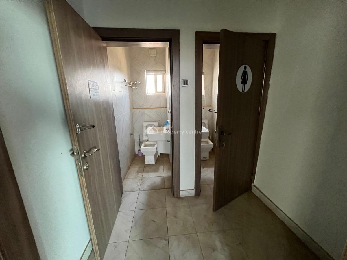 423sqm Office Space, 3 Private Glass Partitioned Offices, 4 Toilets, Jabi, Abuja, Office Space for Rent