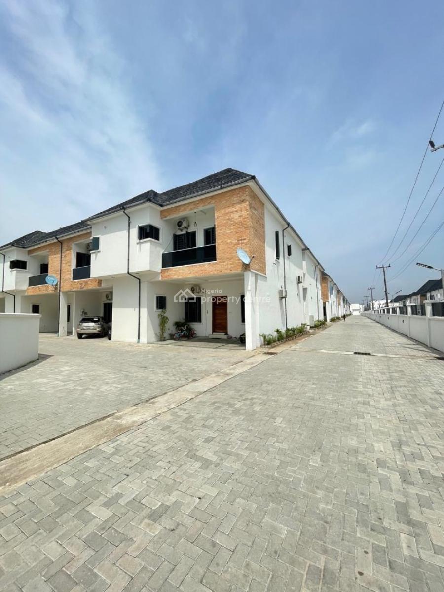 Serviced 3 Bedroom Terraced Duplex, Orchid Road, Lekki Phase 1, Lekki, Lagos, Terraced Duplex for Sale