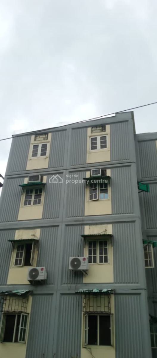 a Lovely 4 Bedroom Flat in an Estate, Lsdpc Estate, Glover Street, Ebute Metta East, Yaba, Lagos, Flat / Apartment for Sale