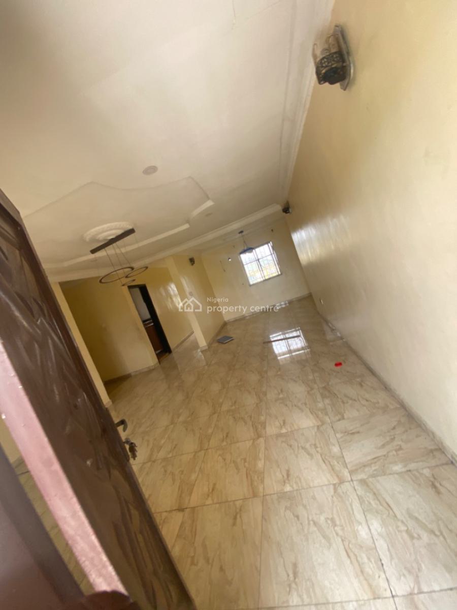 Luxuriously Spacious Nice 3 Bedroom Flat, No 2 Fayemi  Street, Abijo, Lekki, Lagos, Terraced Duplex for Rent