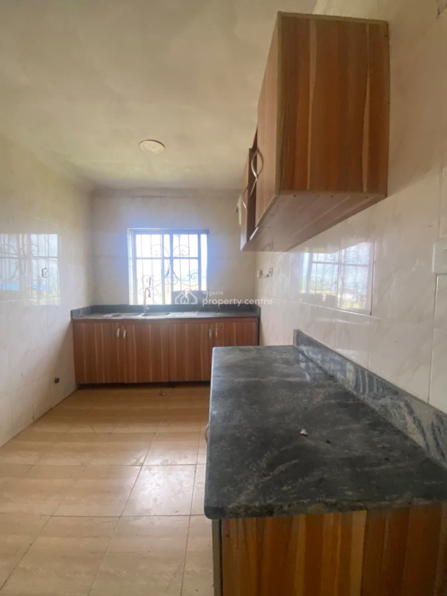 Luxuriously Spacious Nice 3 Bedroom Flat, No 2 Fayemi  Street, Abijo, Lekki, Lagos, Terraced Duplex for Rent