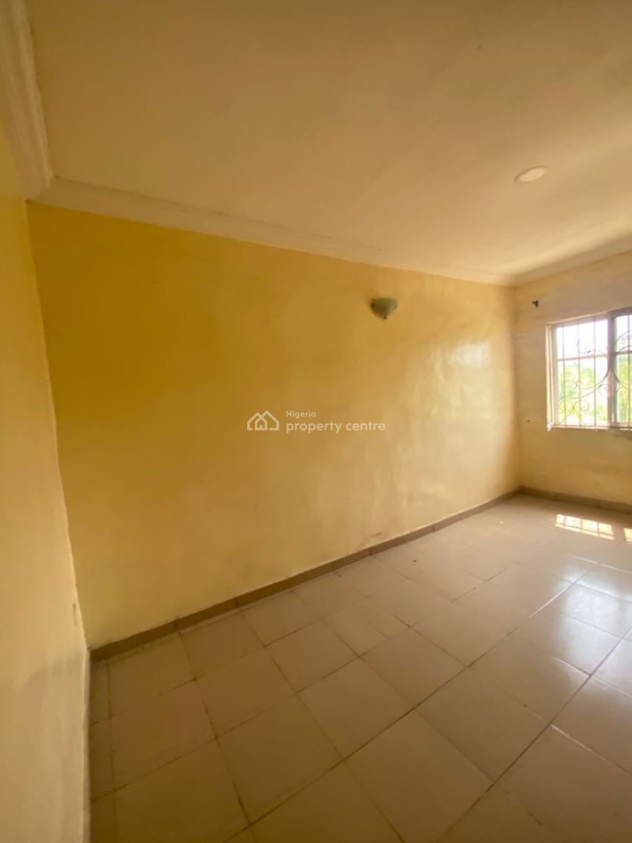 Luxuriously Spacious Nice 3 Bedroom Flat, No 2 Fayemi  Street, Abijo, Lekki, Lagos, Terraced Duplex for Rent