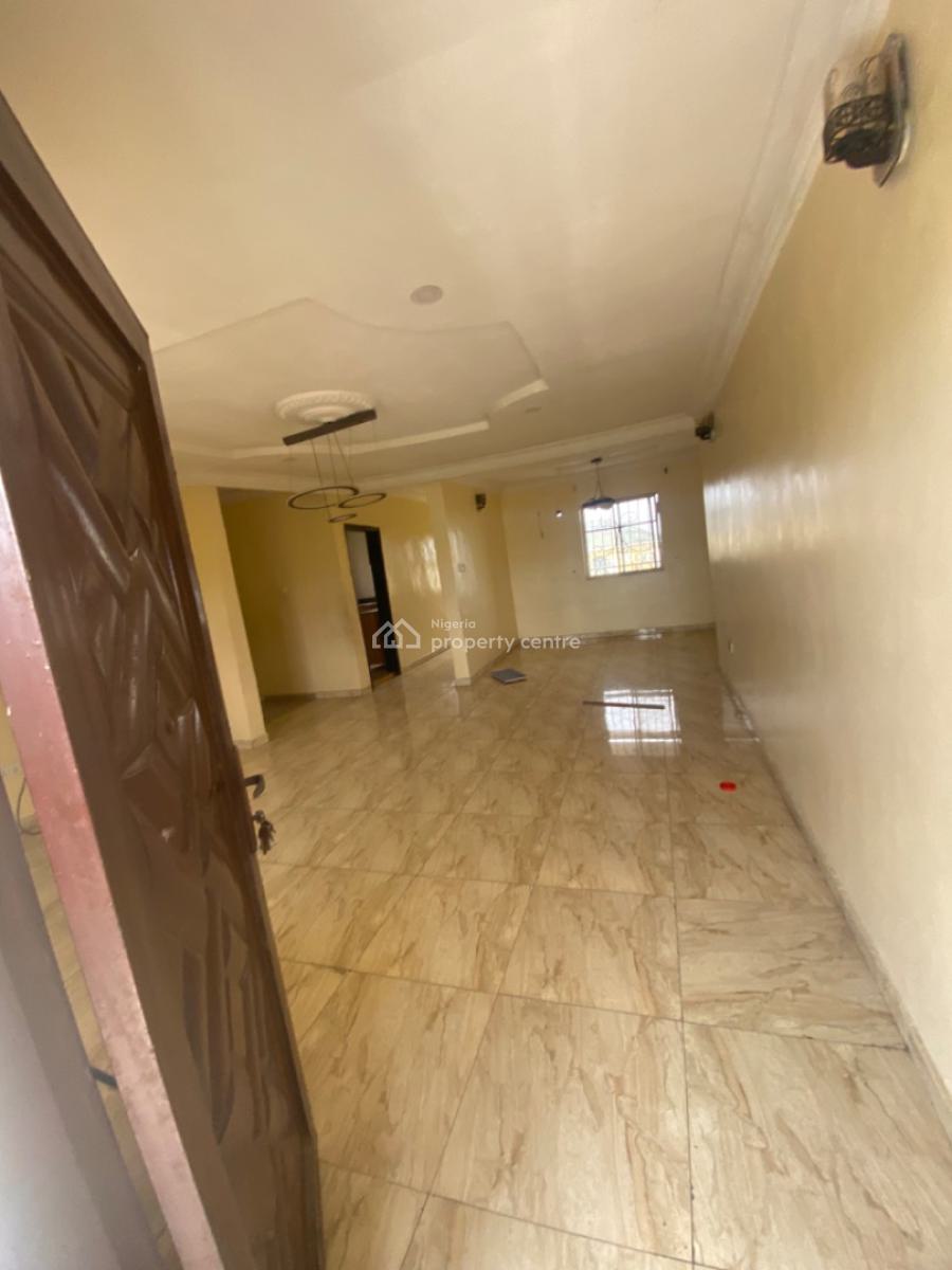 Luxuriously Spacious Nice 3 Bedroom Flat, No 2 Fayemi  Street, Abijo, Lekki, Lagos, Terraced Duplex for Rent