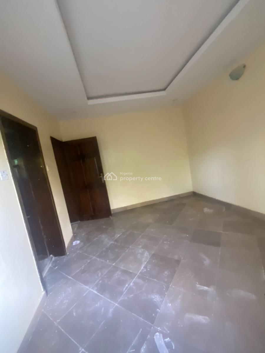 Luxuriously Spacious Nice 2 Bedroom Flat, No 2 Fayemi  Street, Bogije, Ibeju Lekki, Lagos, House for Rent