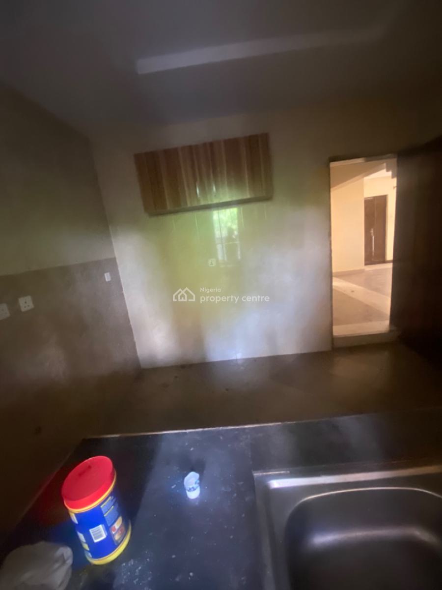 Luxuriously Spacious Nice 2 Bedroom Flat, No 2 Fayemi  Street, Bogije, Ibeju Lekki, Lagos, House for Rent