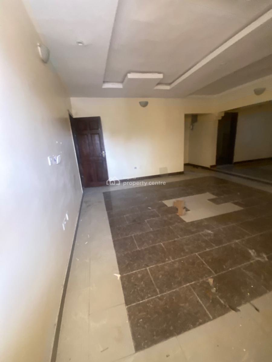 Luxuriously Spacious Nice 2 Bedroom Flat, No 2 Fayemi  Street, Bogije, Ibeju Lekki, Lagos, House for Rent