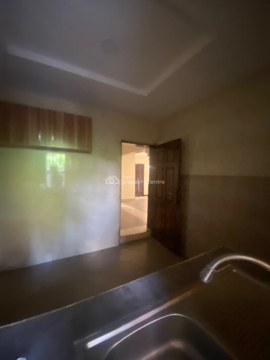 Luxuriously Spacious Nice 2 Bedroom Flat, No 2 Fayemi  Street, Bogije, Ibeju Lekki, Lagos, House for Rent