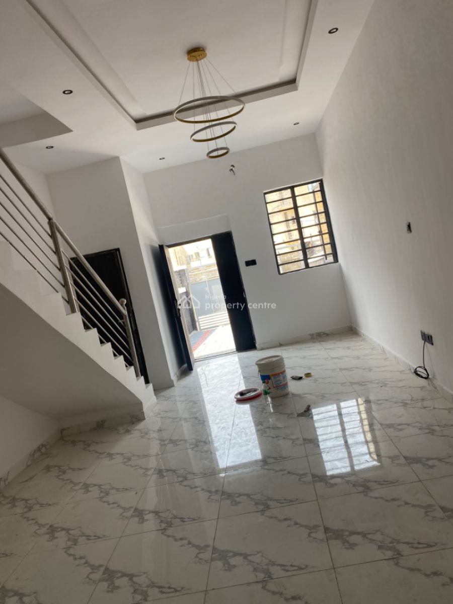 Luxuriously Spacious Nice 3 Bedrooms Duplex, No. 2, Fayemi  Street, Sangotedo, Ajah, Lagos, Semi-detached Duplex for Rent