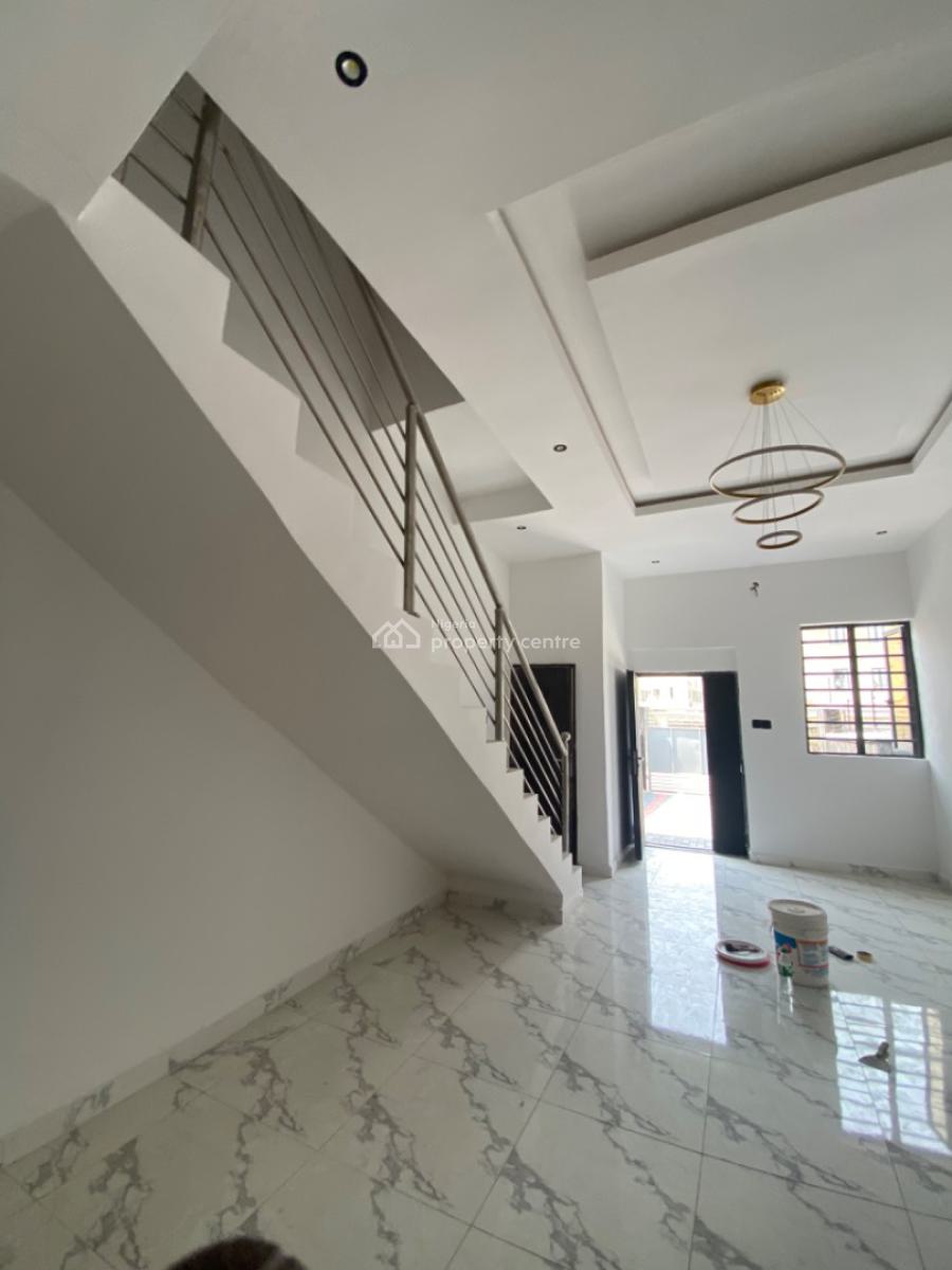Luxuriously Spacious Nice 3 Bedrooms Duplex, No. 2, Fayemi  Street, Sangotedo, Ajah, Lagos, Semi-detached Duplex for Rent