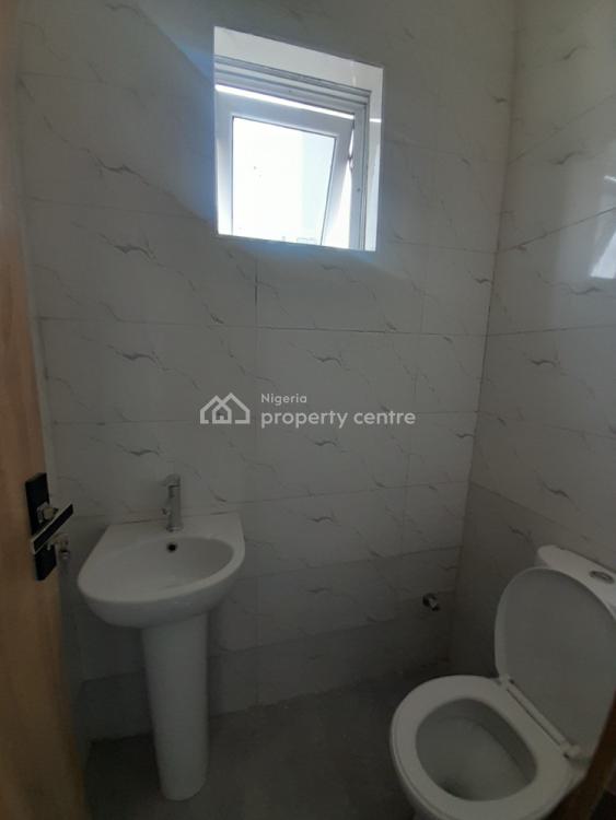 Serviced 2 Bedroom En-suite New Flat with Fitted Kitchen - Cooker, Ikate, Lekki, Lagos, Flat / Apartment for Rent