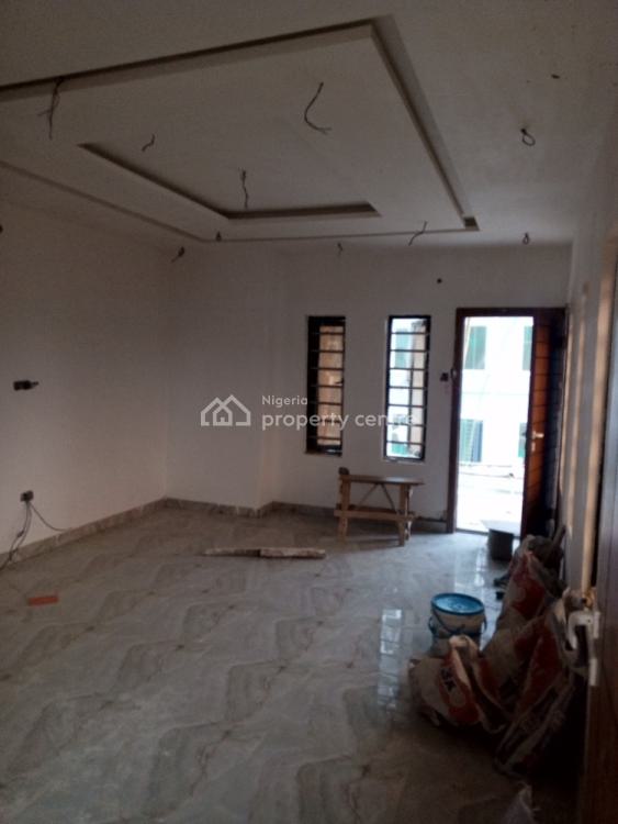 Luxury 2 Bedrooms Flat, Adjacent Randle Avenue Via Ishaga Road, Surulere, Lagos, Flat / Apartment for Rent