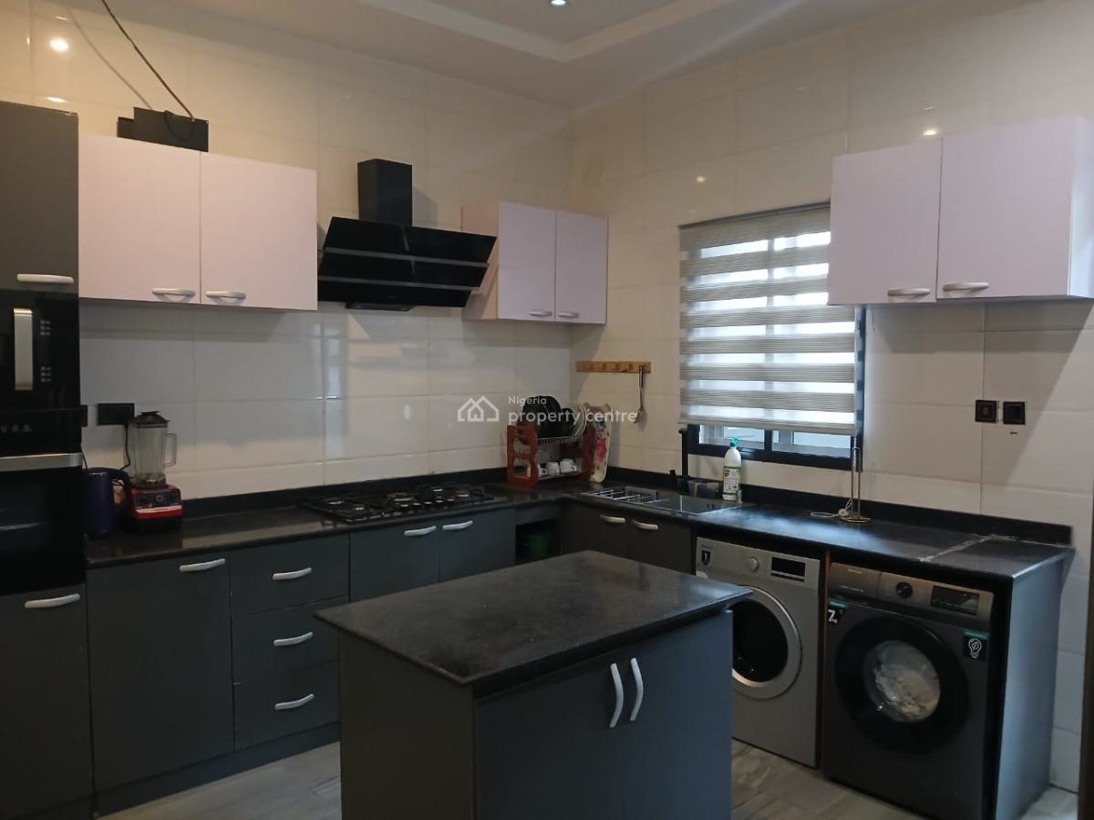Luxury 4 Bedroom Duplex Terraced, Adeniyi Jones Street, Ikeja, Lagos, Flat / Apartment Short Let