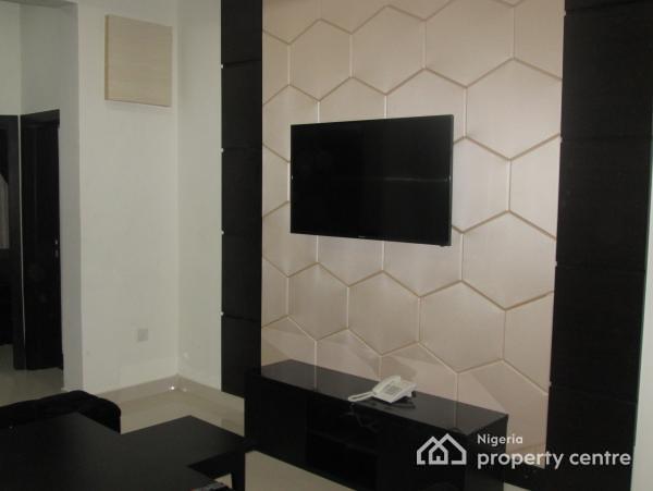 Luxury 1 Bedroom Flat with Excellent Facilities, Off Admiralty Way, Lekki Phase 1, Lekki, Lagos, Mini Flat (room and Parlour) Short Let