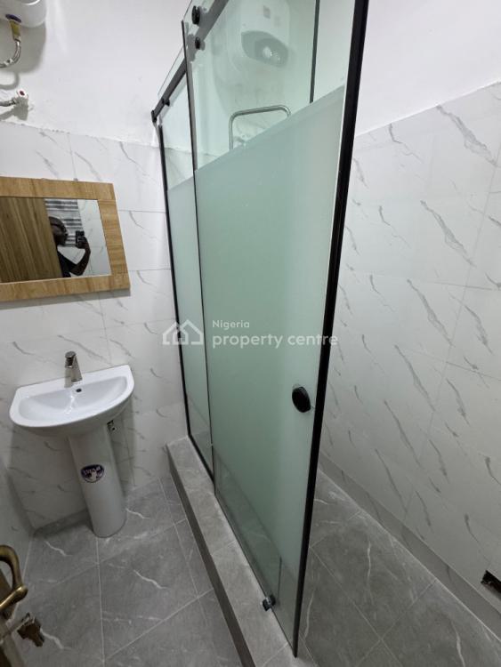 Luxury 3 Bedroom Apartment with Excellent Facilities, Freedom Way, Primewater View Estate Garden 2, Lekki Phase 1, Lekki, Lagos, Flat / Apartment for Rent